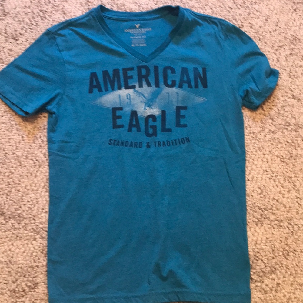 American eagle T-shirt